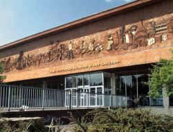 The Potteries Museum & Art Gallery, Surga Keramik Dunia dari Kota Stoke-on-Trent