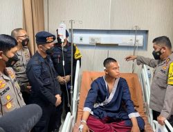 Kapolda Metro Jaya jenguk enam polisi korban ricuh