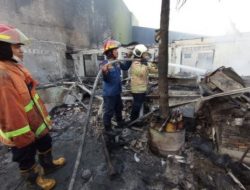 Showroom di Bekasi Kebakaran Akibat Korslet, 10 Sepeda Listrik Hangus